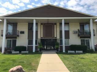 9518 Dee Rd APT 1H, Des Plaines, IL 60016