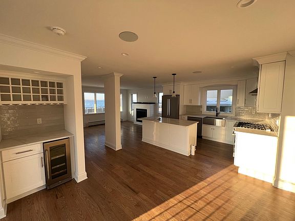 2nd image of 13109 Beach Channel Dr #1