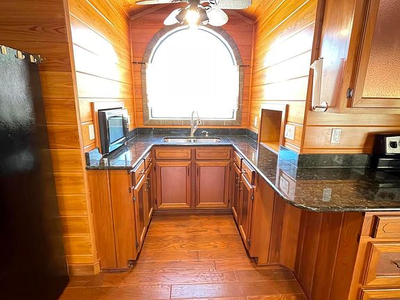 3rd image of 8050 County Road 208 Unit A