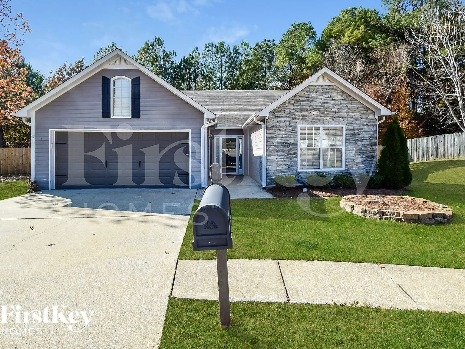3 bed, 2.0 bath, 1293 sqft, $1,820 — Photo 1
