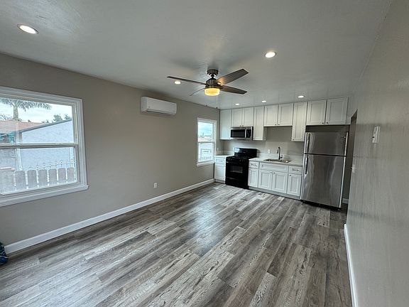 3rd image of 832 42nd St