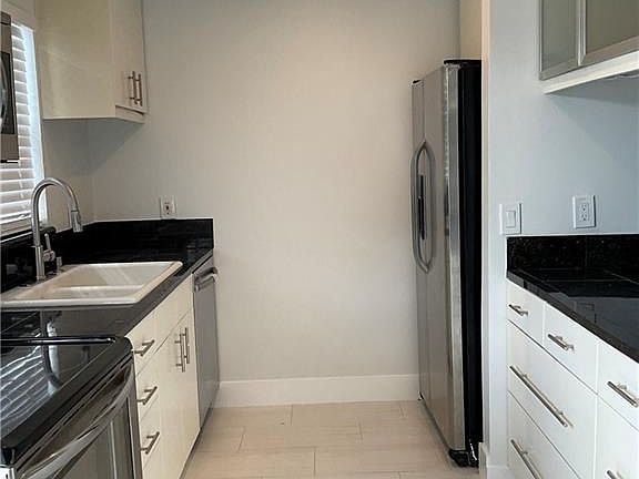 4th image of 113 Jasmine Ct #7
