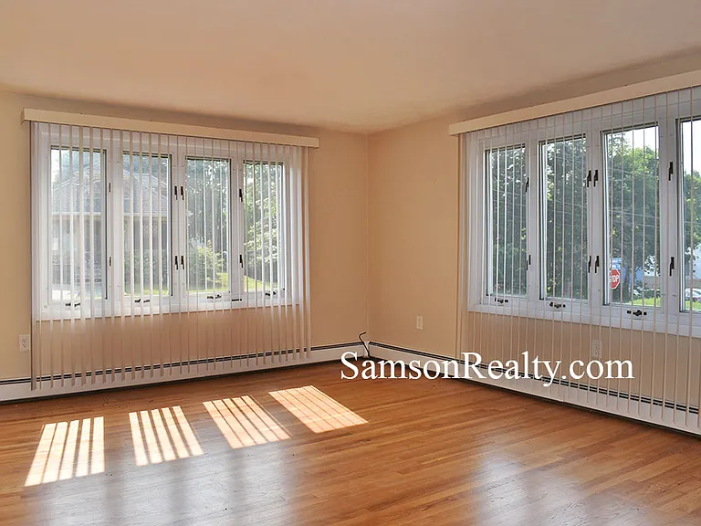 105 Homewood Ave — Photo 9