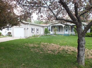 908 S Oakland St, Saint Johns, MI