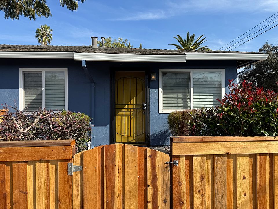 1st image of 2847 Santa Cruz Way