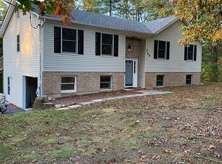 64 Powder Mill Ct, Inwood, WV 25428