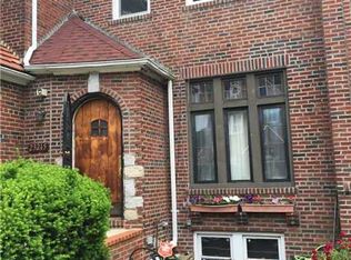 23215 143rd Ave, Jamaica, NY 11413