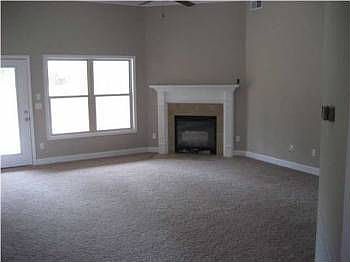 3rd image of 1755 Harrison Dr