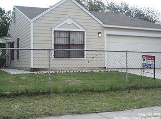8732 Port Of Call Dr, San Antonio, TX 78242