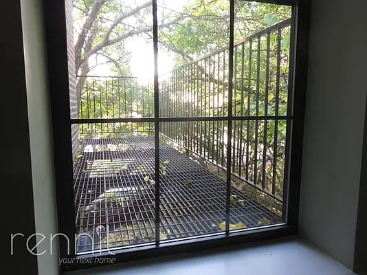 Rented by Rennit Inc. | media 52