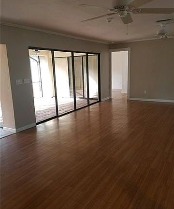5th image of 1320 SE 1st Ter