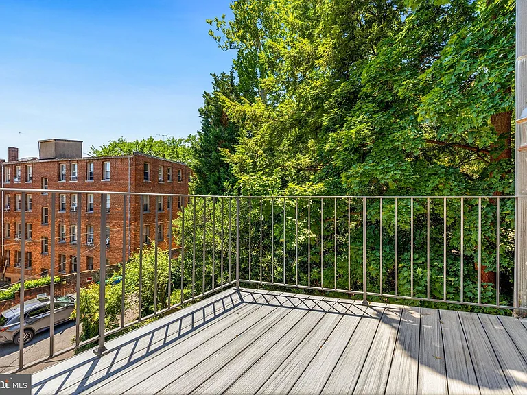 3044 Cambridge Pl NW — Photo 15
