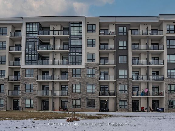 2nd image of 125 Shoreview Pl W #125