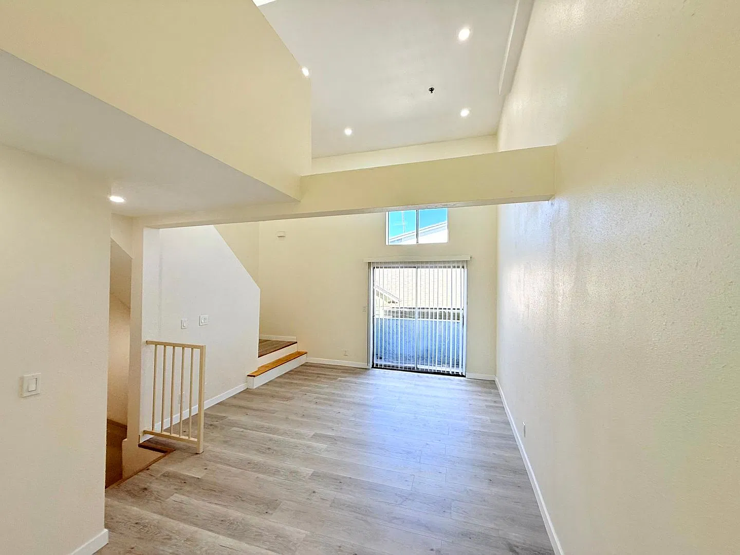 432 N Kingsley Dr. — Photo 3