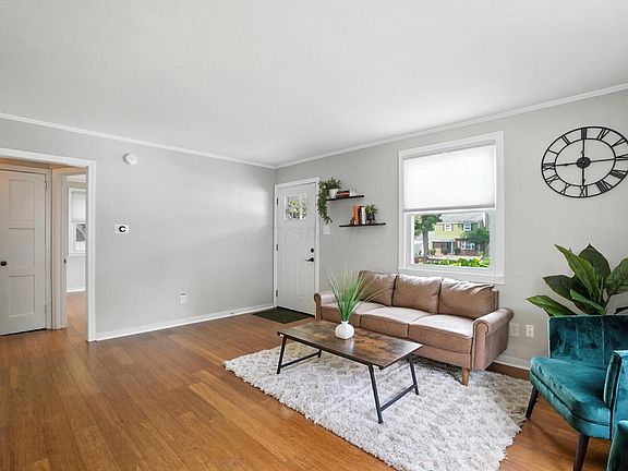 4th image of 4912 Elks Dr