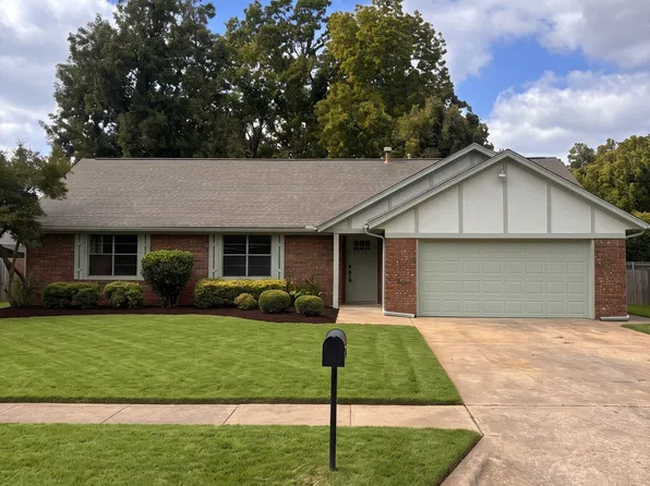 1008 N Forest Pl, Jenks, OK 74037