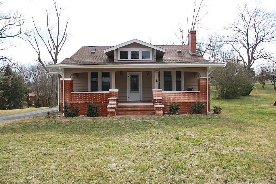 1st image of 223 Lonas Dr