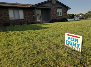 1323 E Michigan Ct, Wellington, KS 67152