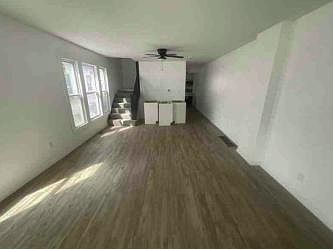 2nd image of 1496-1498 E 118th St