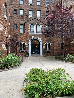 Rented by BSRG Realty | media 12