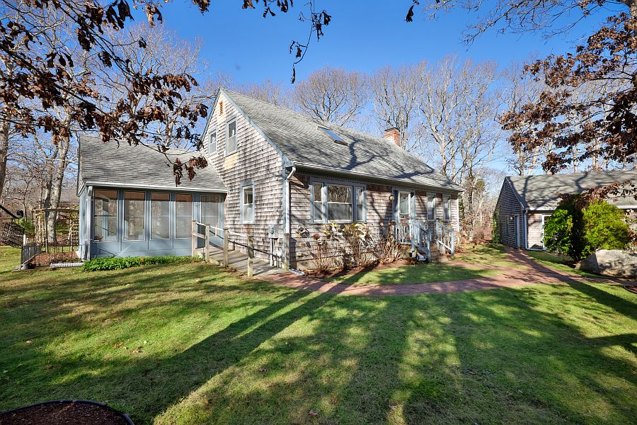169 Clover Hill Dr, Tisbury, MA 02568 | Zillow