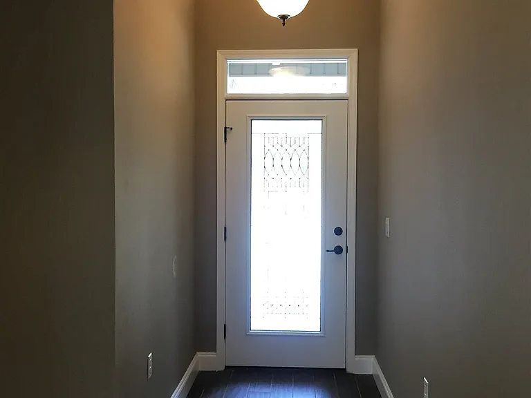 244 Schneider Dr — Photo 2