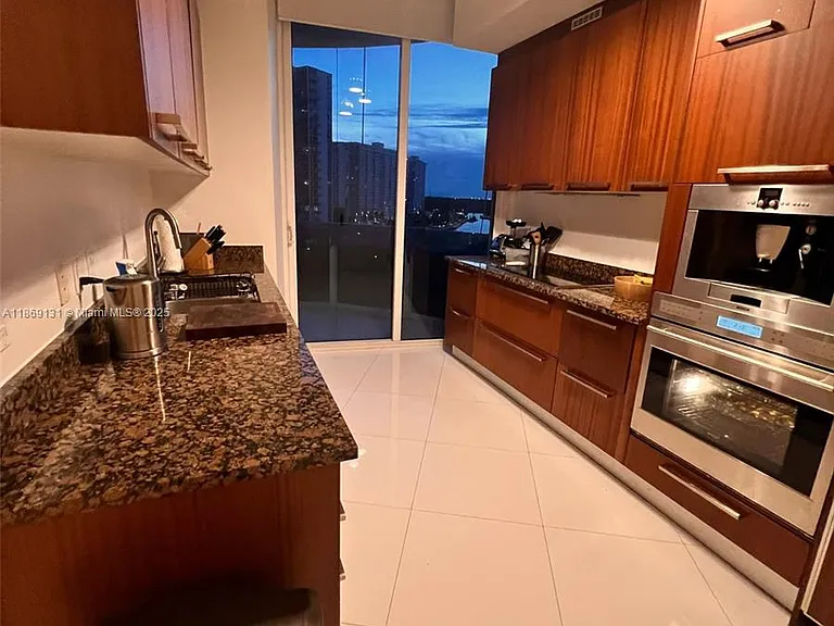 15811 Collins Ave #605 — Photo 13