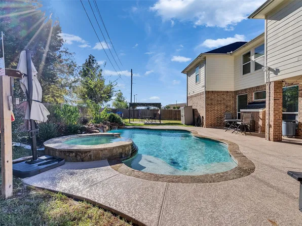 18915 Juniper Bend Ct, Cypress, TX 77429