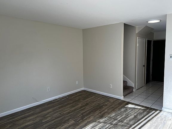 2nd image of 1221 Caminito Cedro