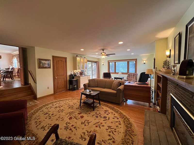 2nd image of 3 Trice Drive