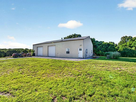 3rd image of 425 Lake Branch Road