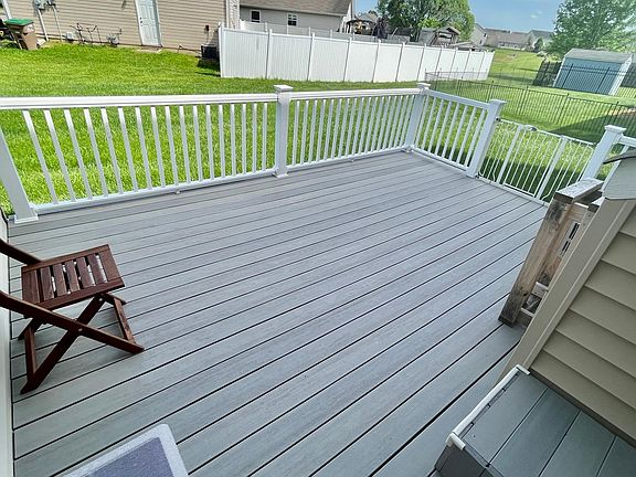 5th image of 2875 Parkview Dr