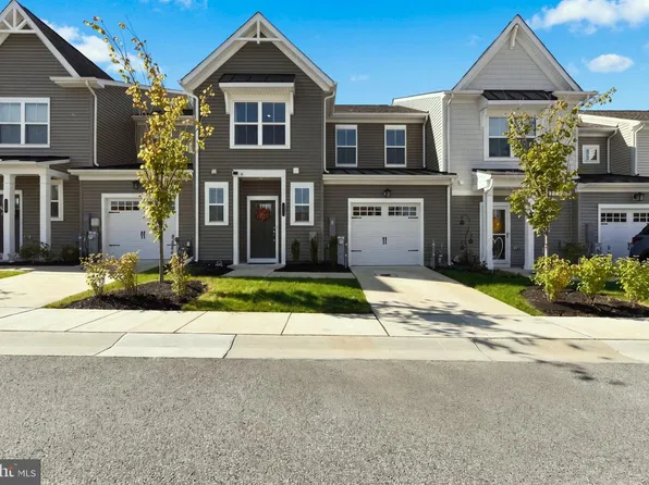 4279 Market Place Dr Unit 14, Perry Hall, MD 21128