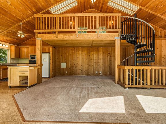 5th image of 25265 Foster Lake Rd