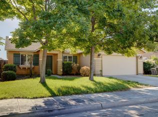 471 S Kona Ave, Fresno, CA 93727