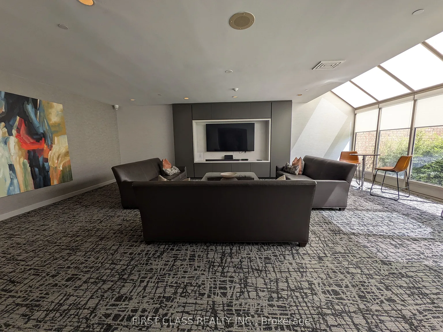 1 bed, $1,250 — Photo 4