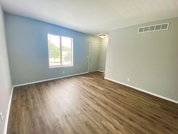 2nd image of 451 Lincoln Ave APT 1
