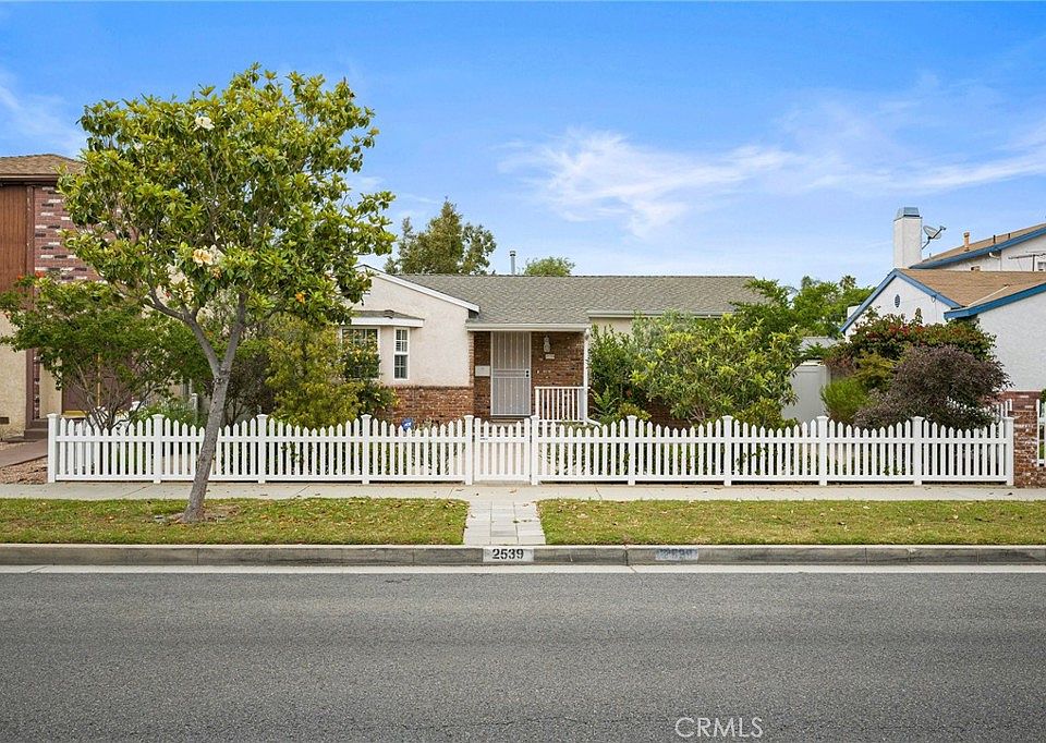 1st image of 2539 Manhattan Beach Blvd