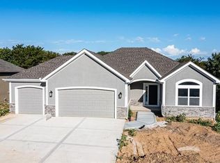 12908 Hubbard Rd, Kansas City, KS 66109