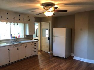 1221 Lewis Ave, Des Moines, IA 50315