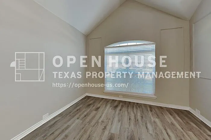1508 Kendal Dr — Photo 6