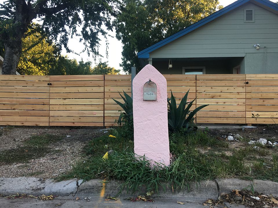2nd image of 4605 Sara Dr