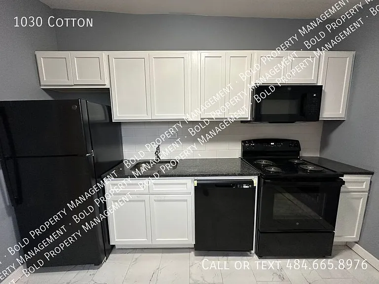 1030 Cotton St — Photo 7