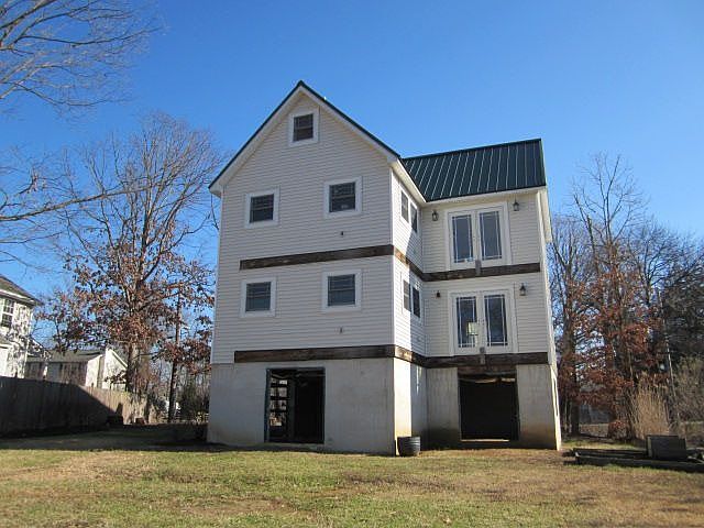 2nd image of 4946 Bonniewood Dr