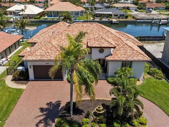 2028 Illinois Ave NE, Saint Petersburg, FL 33703
