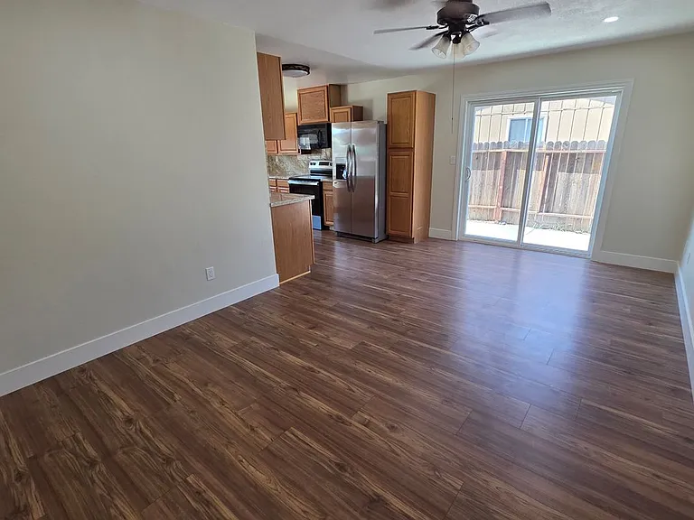 616 Placer Ln — Photo 11