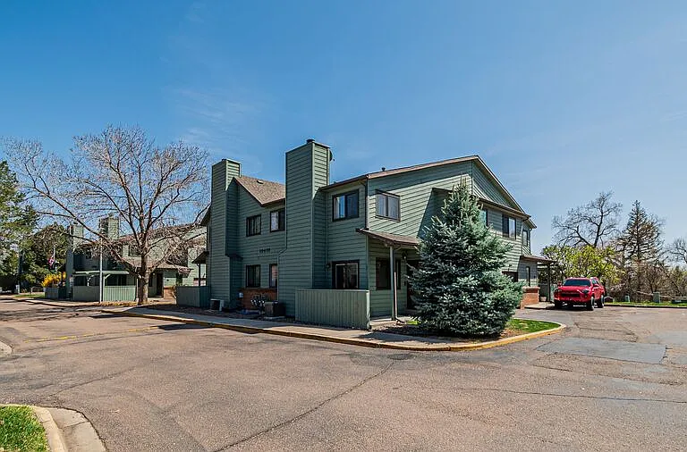 10410 W Jewell Ave #B — Photo 33