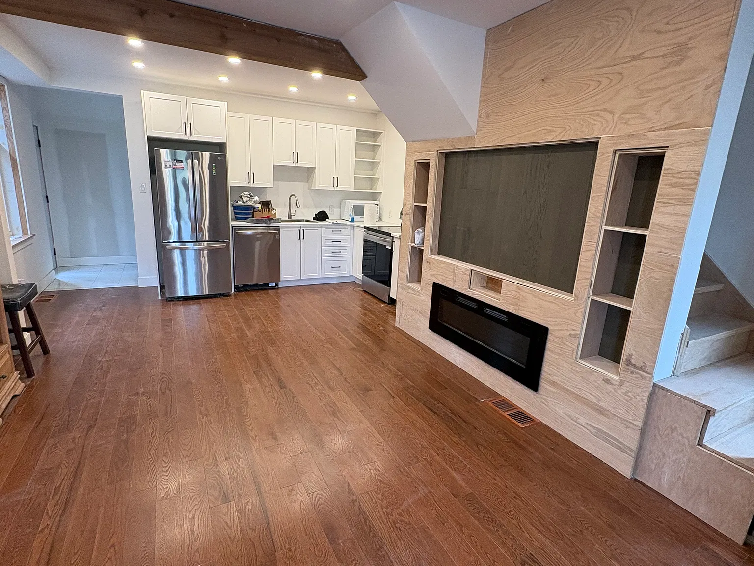 2 bed, 1.5 bath, 1000 sqft, $3,000 — Photo 3