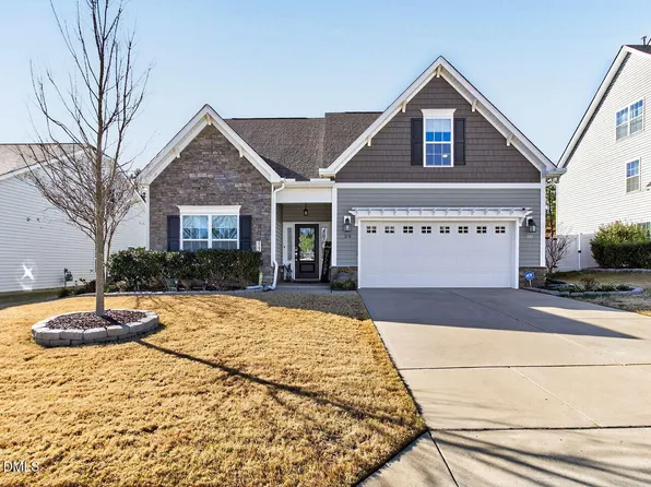 20 Bowhill Dr, Clayton, NC 27527