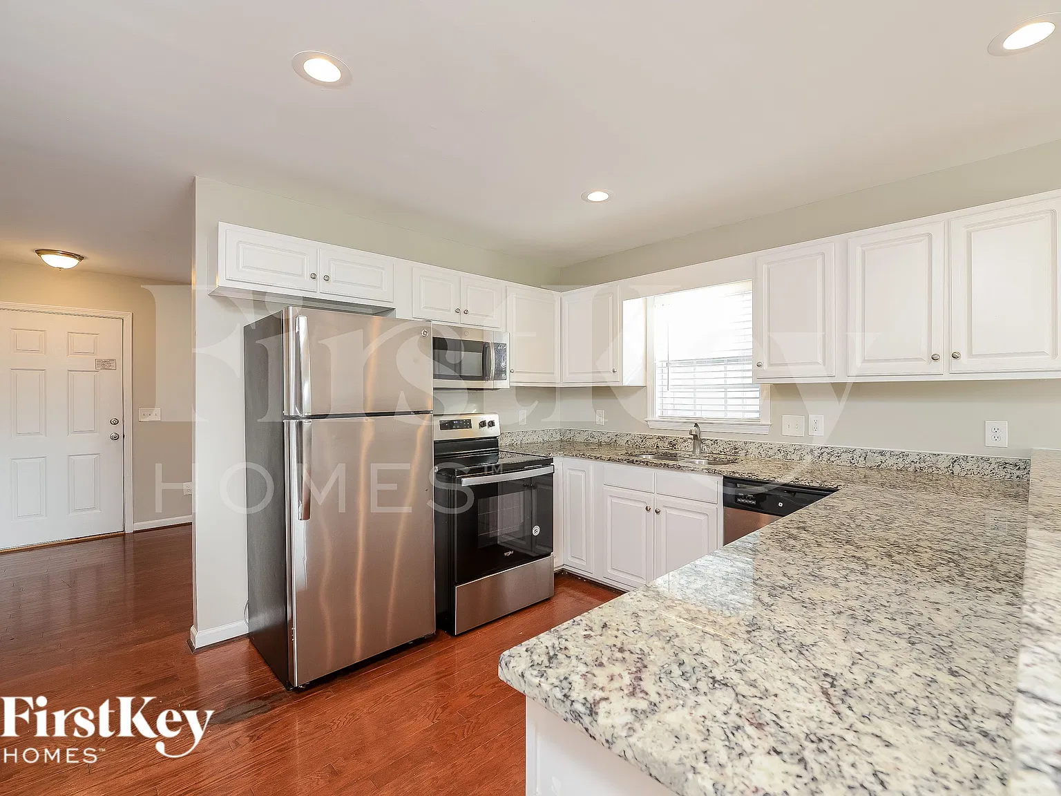 3 bed, 2.0 bath, 1820 sqft, $2,210 — Photo 4